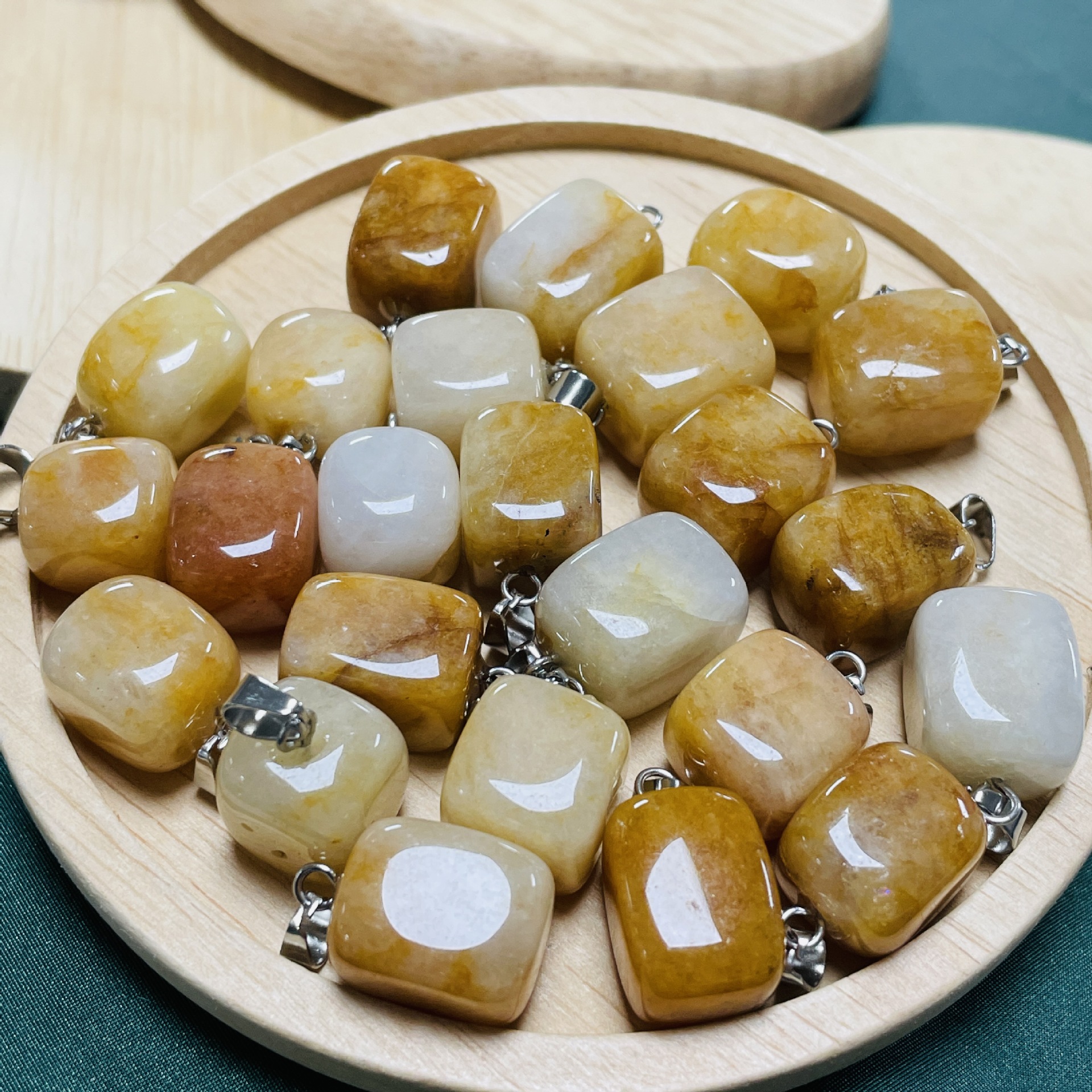 23:Old Topaz