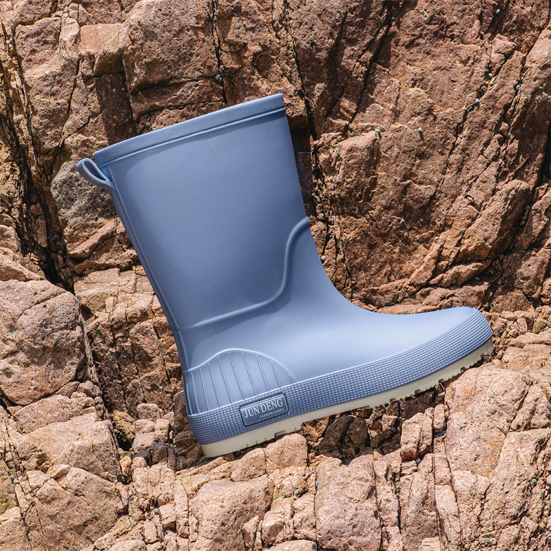 313 medium low tube blue