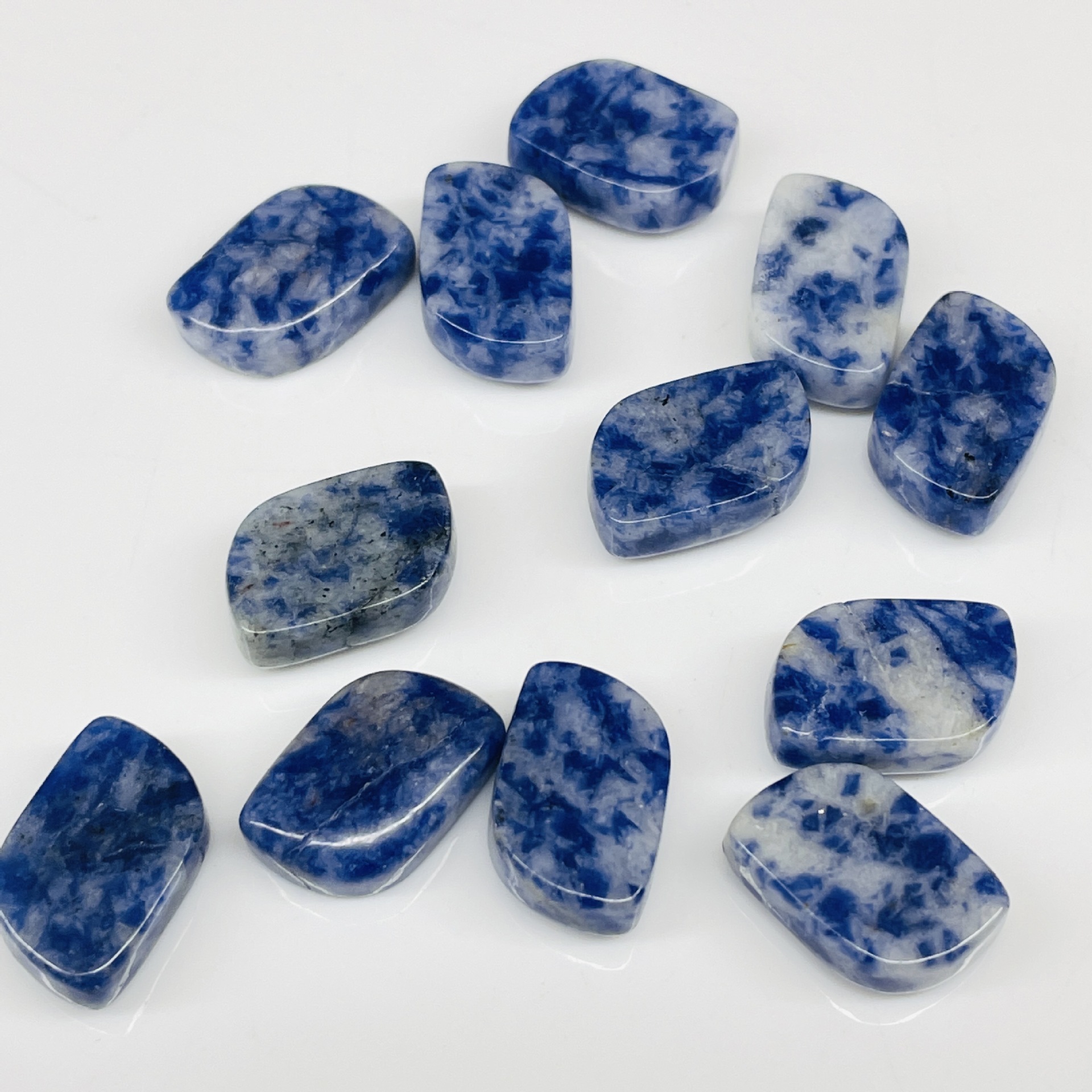 White dot blue [15*10 * 6MM]]