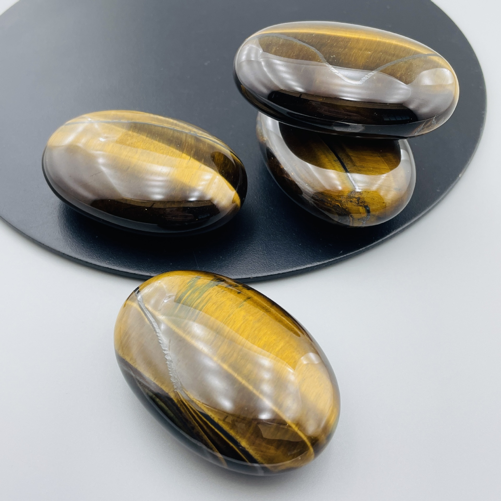 Tiger Eye Stone [40*60 * 20MM]]