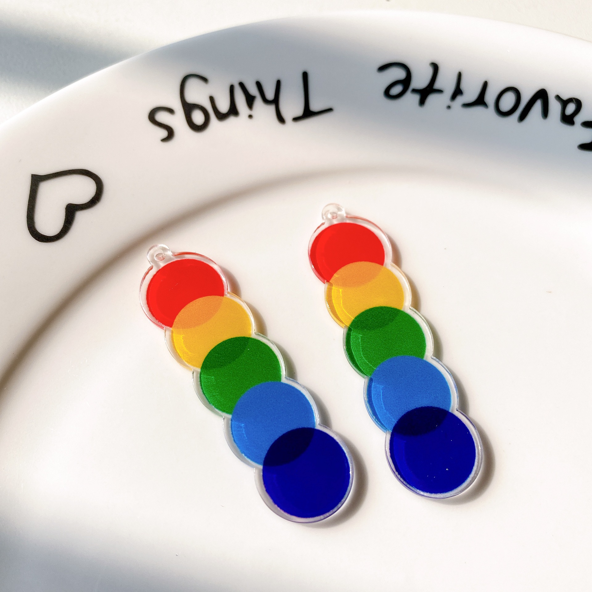 2:Rainbow balloon pendant