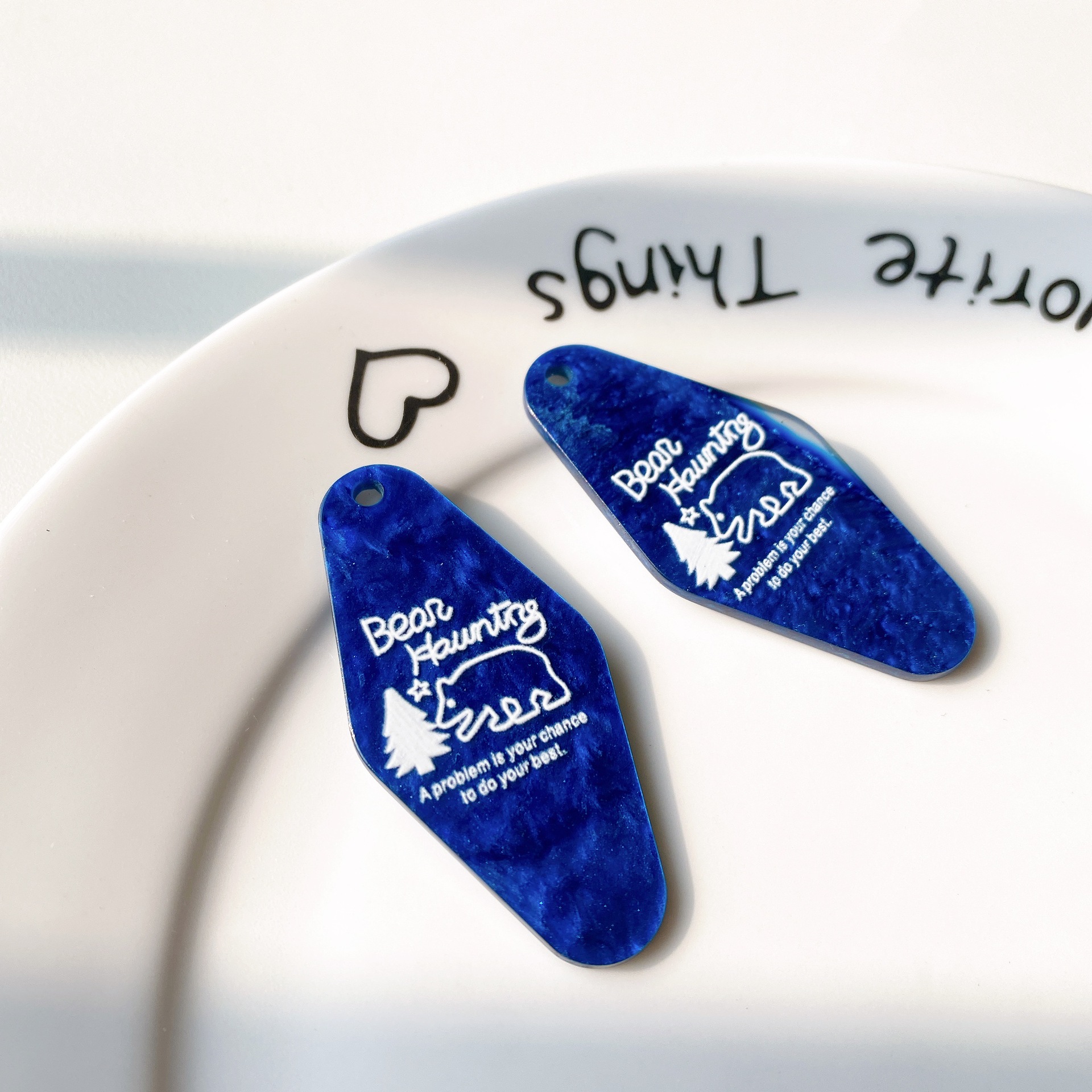 7:Dark blue with holes