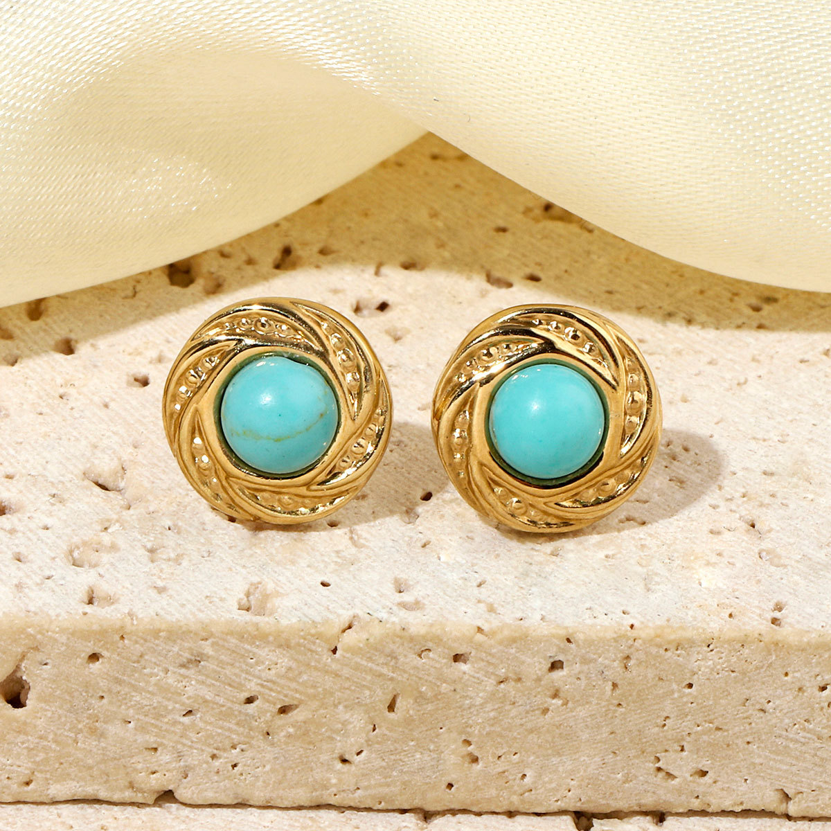 1:turquoise blue