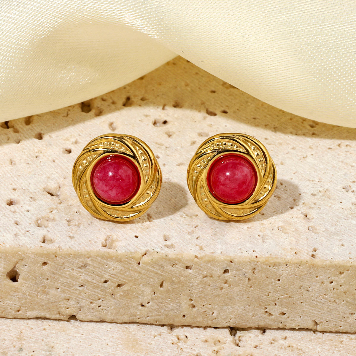 3:Plum red