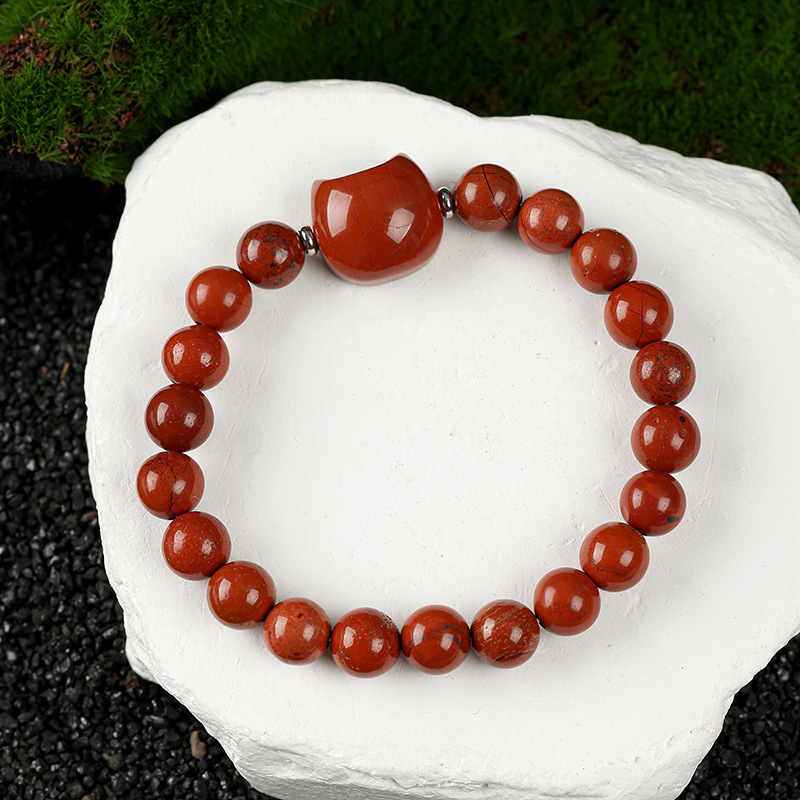 14:A red jasper