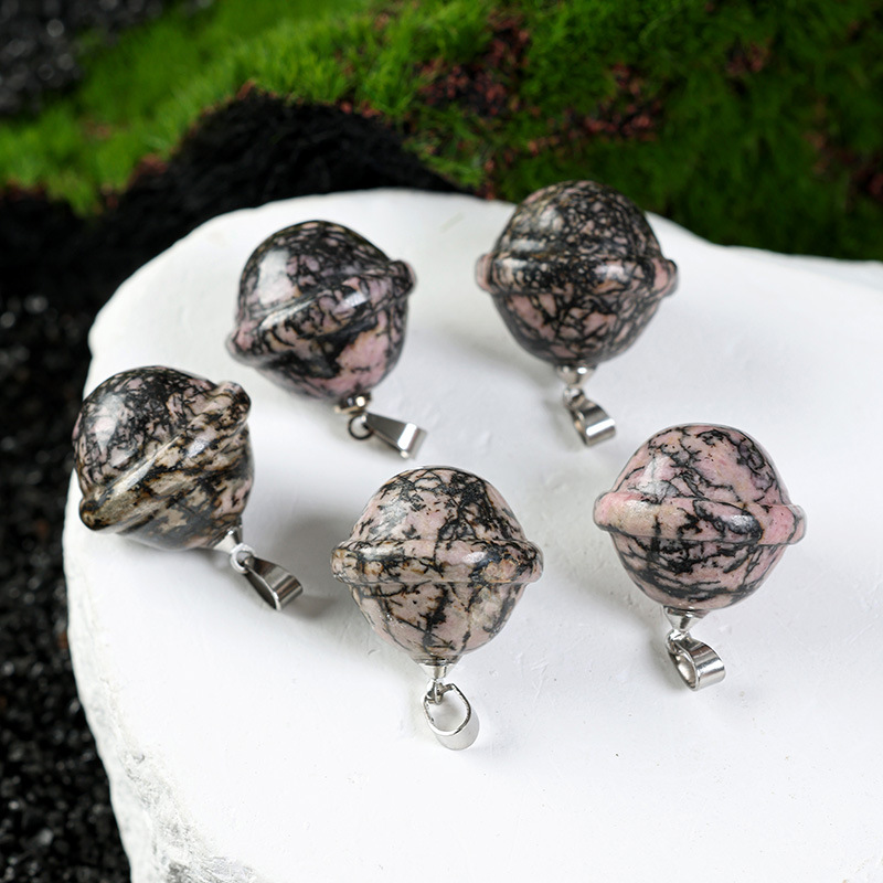 A rose stone pendant