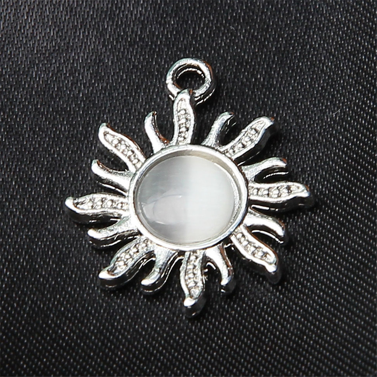 platinum color white