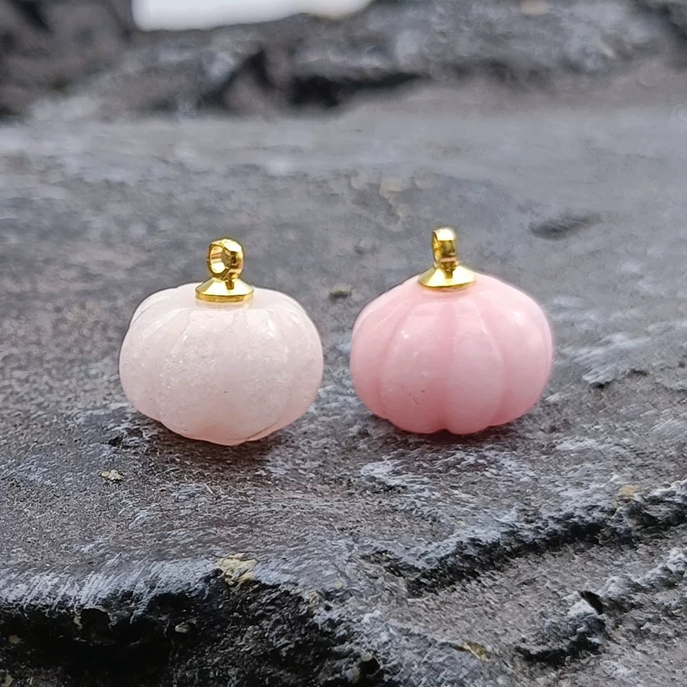 9:Chalcedony (price per piece)