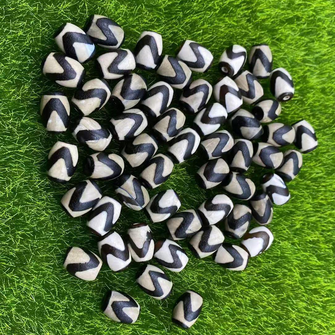 tiger teeth dents de tigre