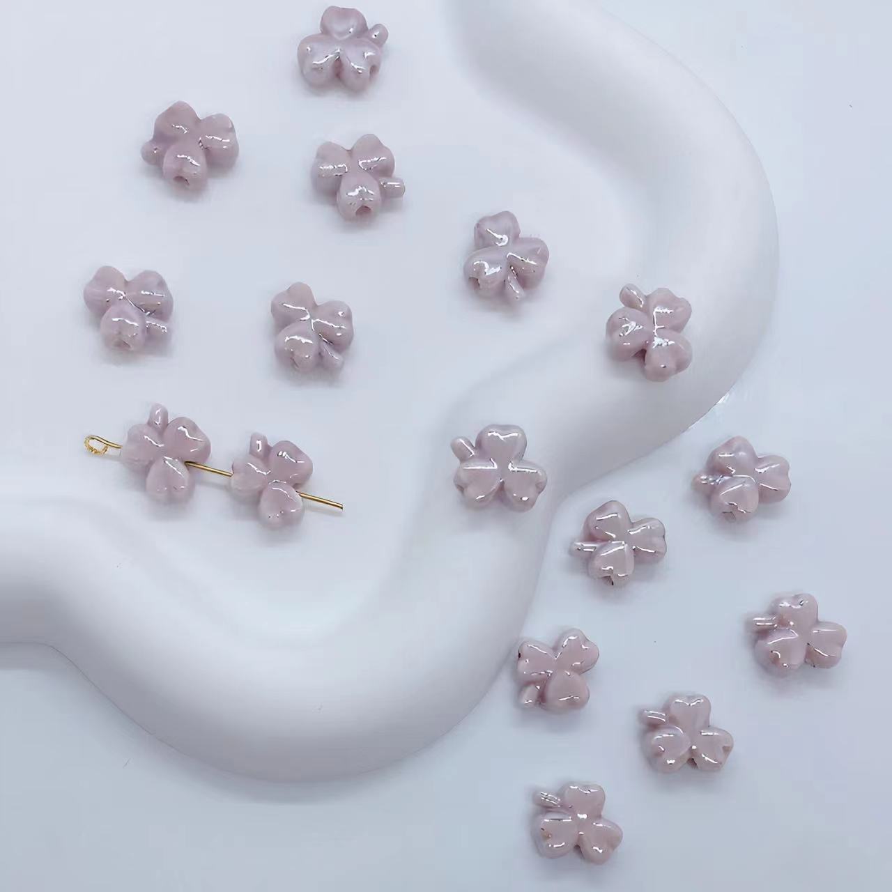 Leaves [skin powder]]