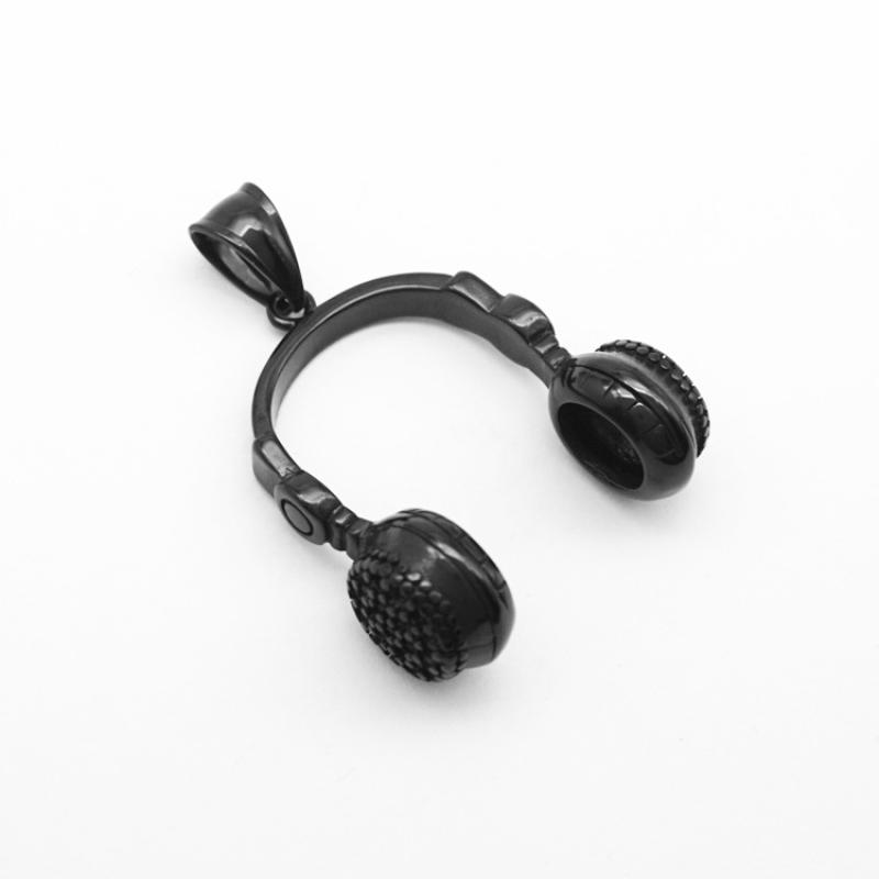 5:Black without chain