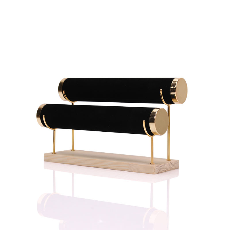1:Black Velvet