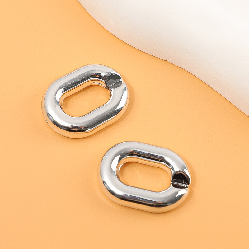15:Glossy Silver