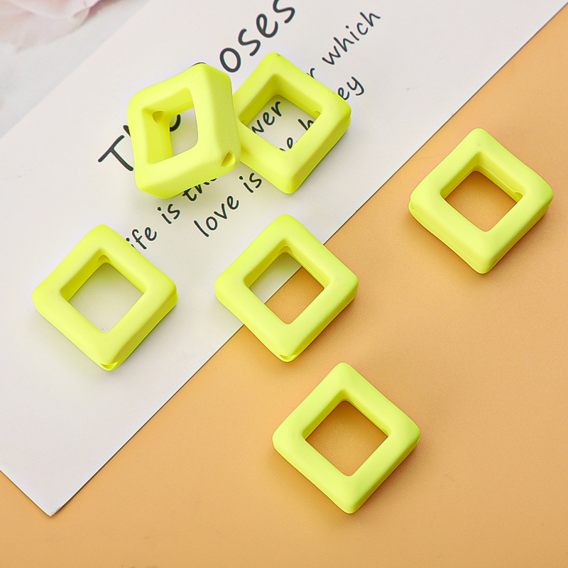 7:Yellow
