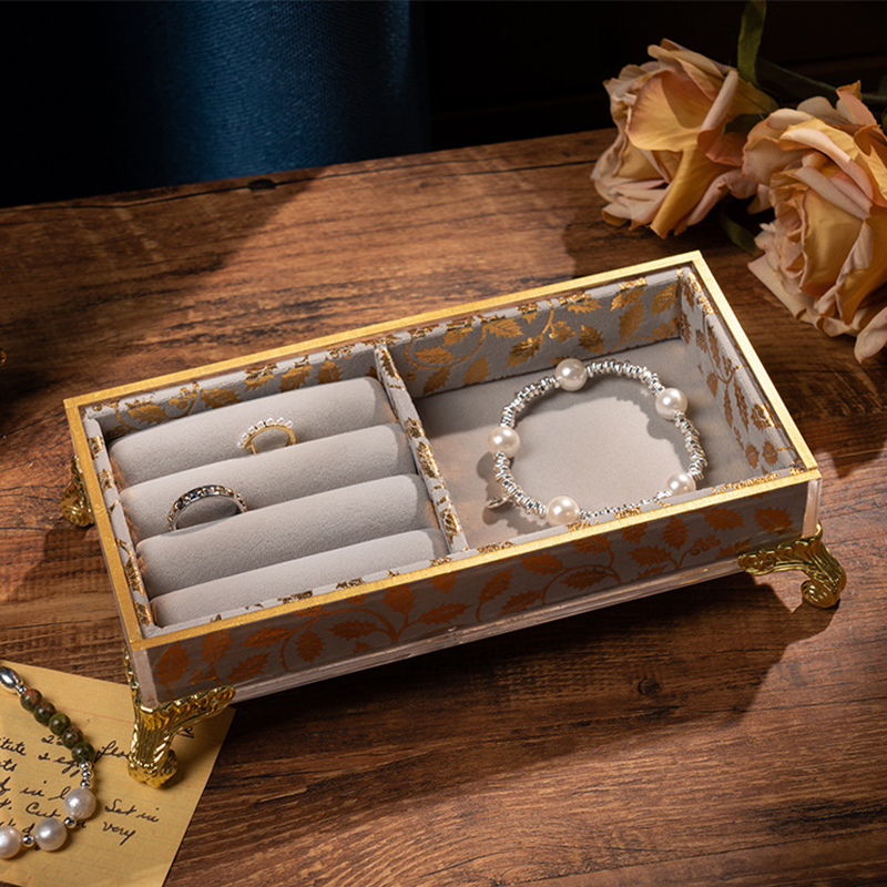 16:Pattern light gray B