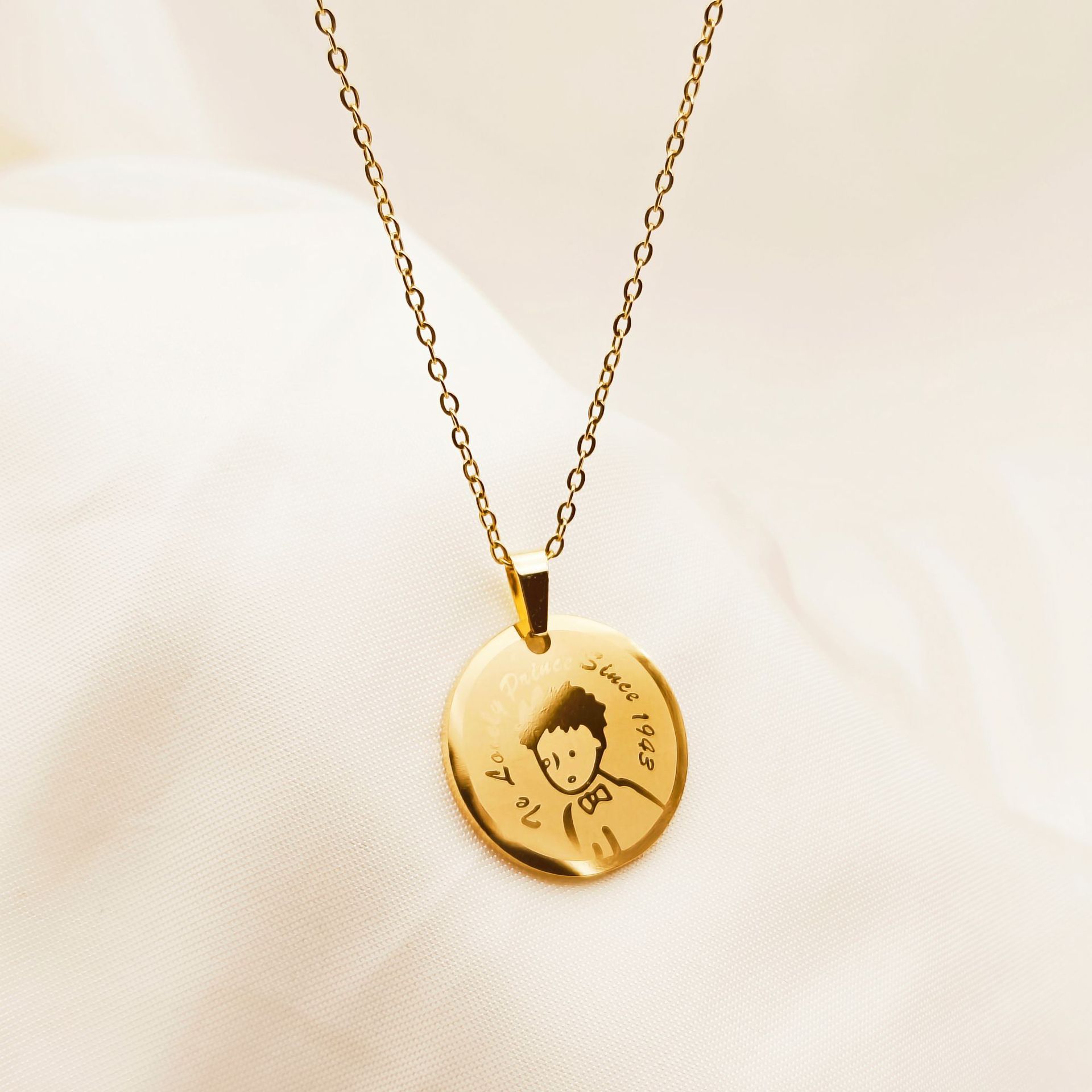 2:127409Gold o-shaped chain