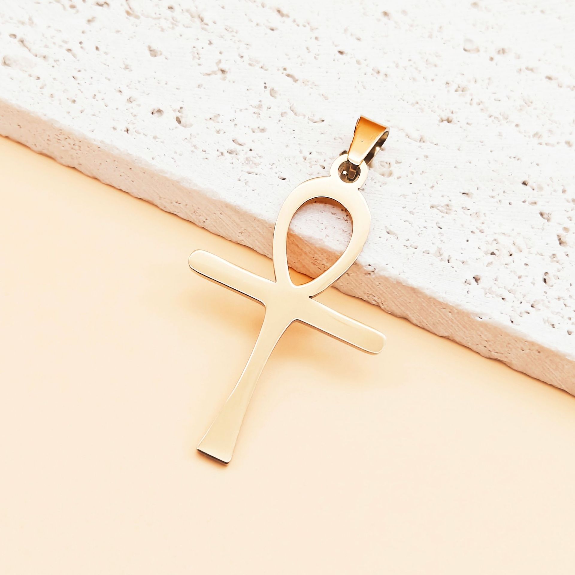 1:147425 Gold single pendant
