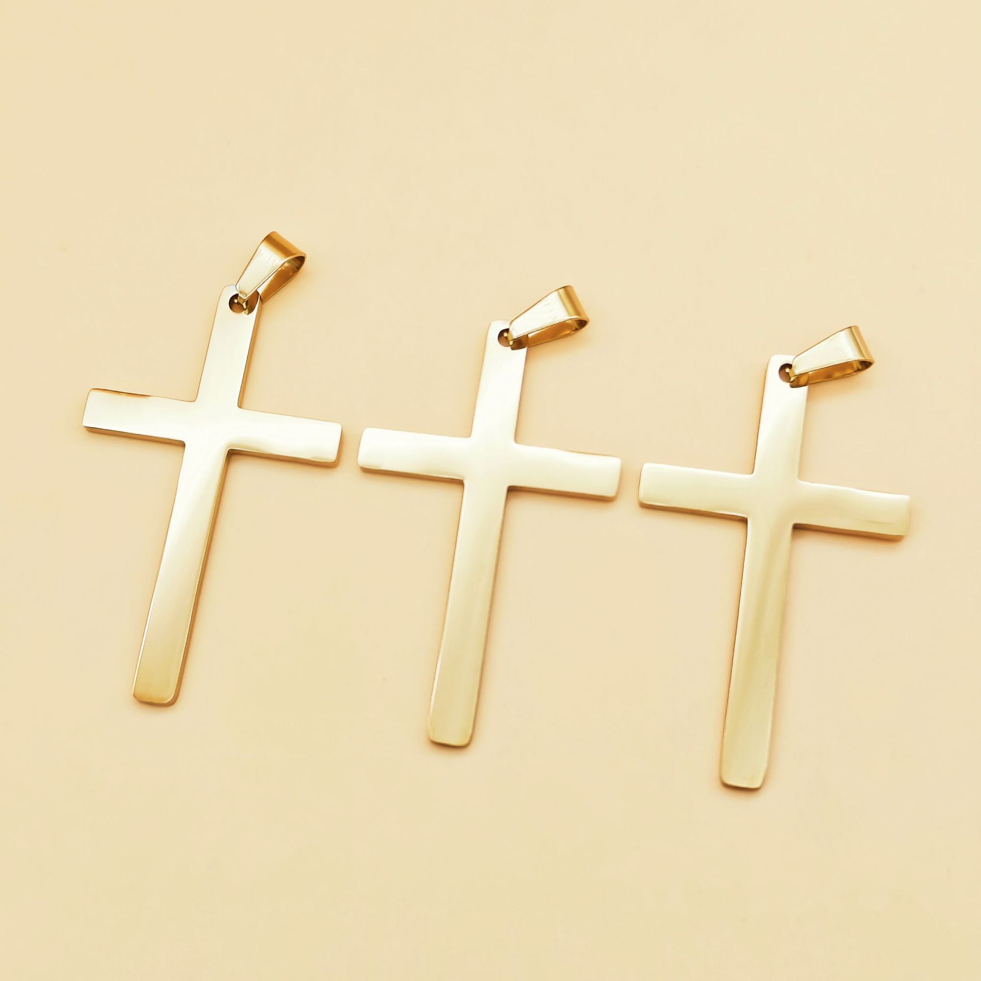 1:117410 gold single pendant