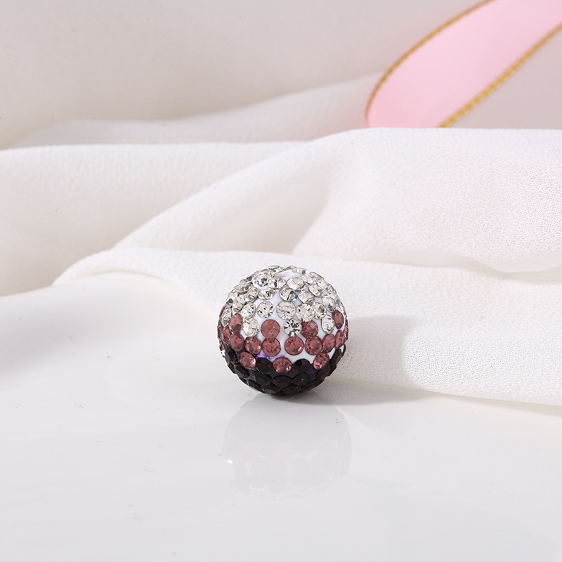 1:1 gradient dark purple White