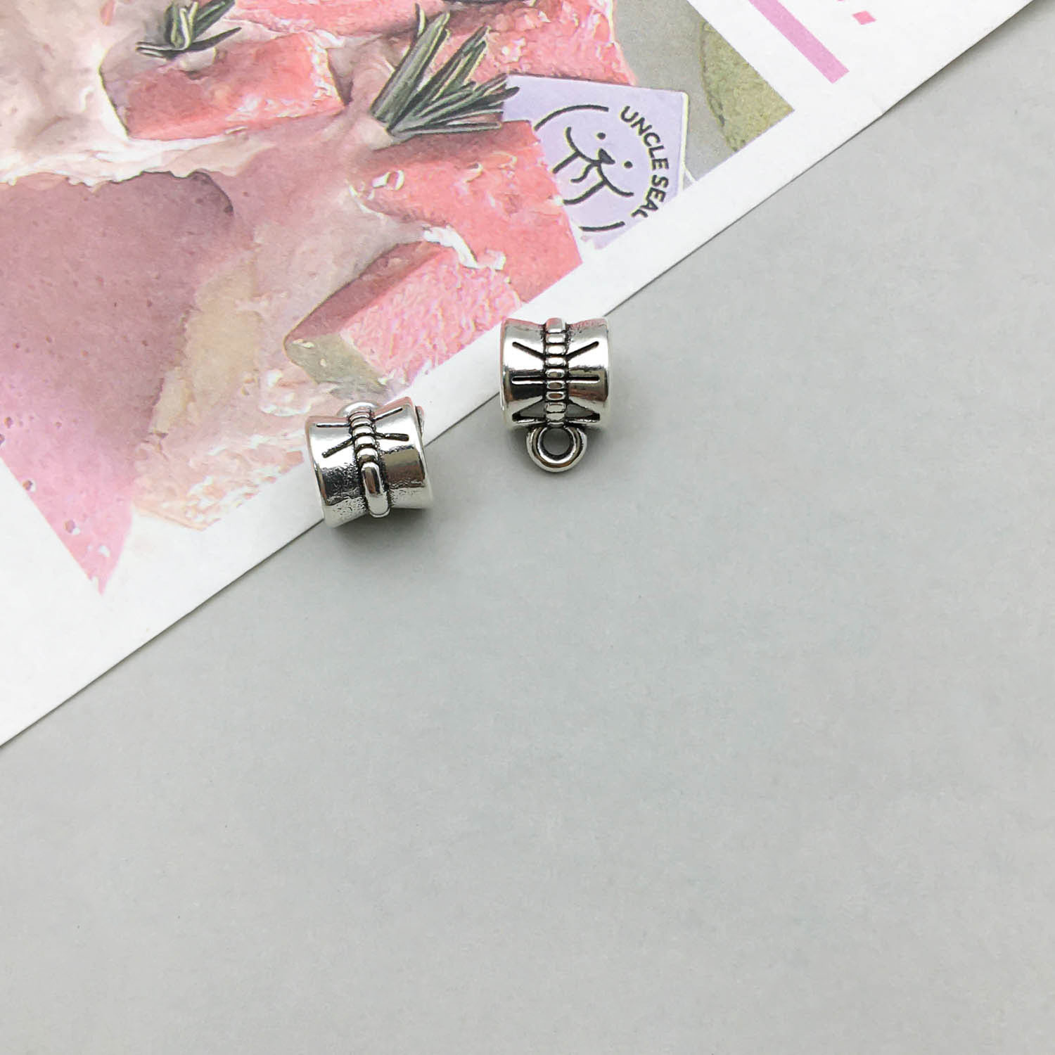 5:1 antique silver tee hanging head 7*10mm hole 5mm-0.5g-8281