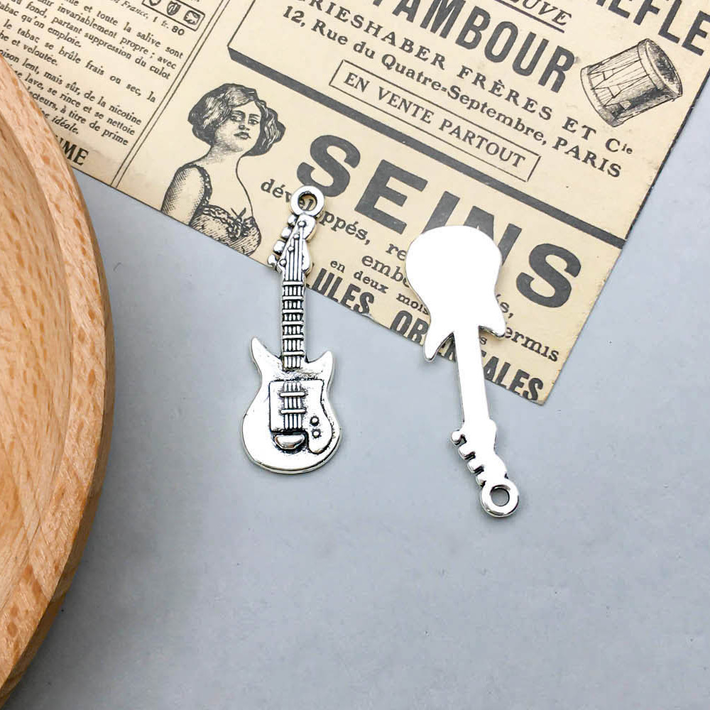 8:1 antique silver guitar 12*31mm-1.3g-10789