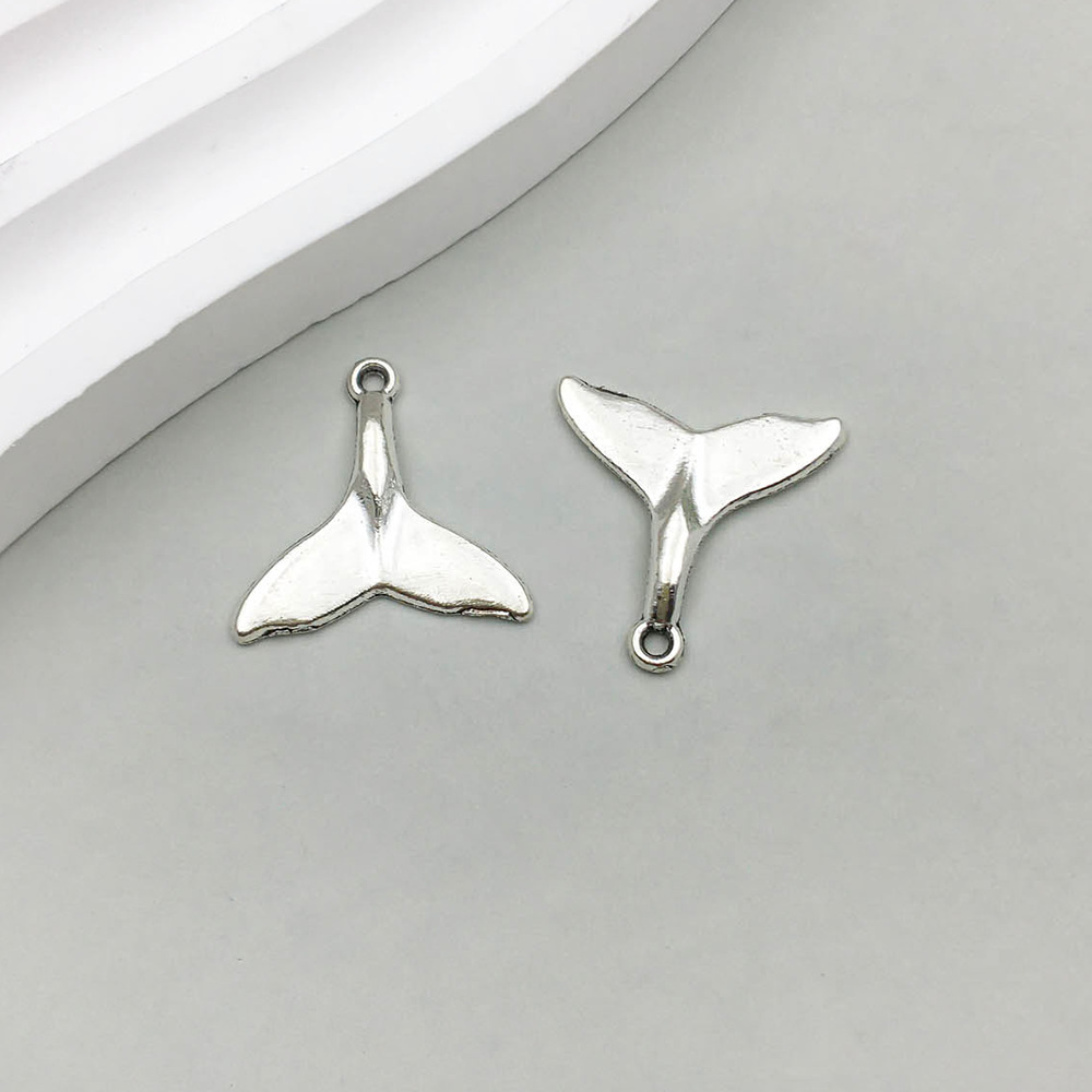 1 ancient silver ocean whale mermaid tail 19*22mm-