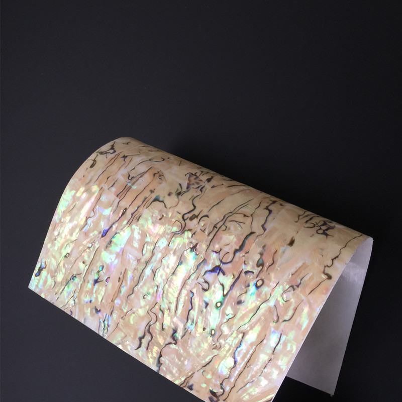 2:Light green pattern