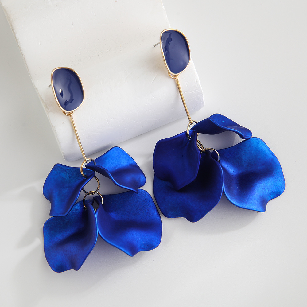 2:couleur bleu foncé