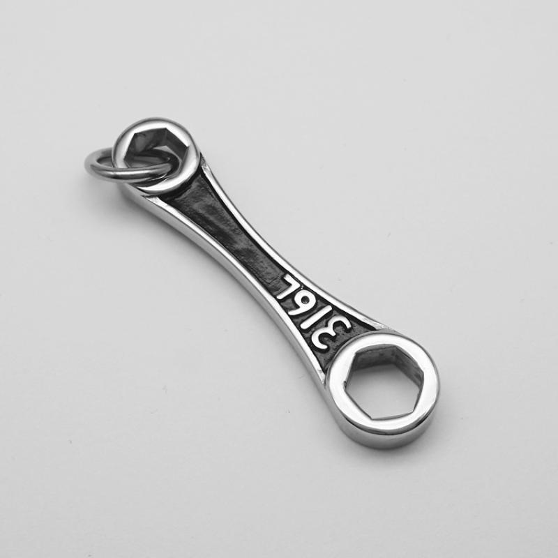 Steel color without matching chain