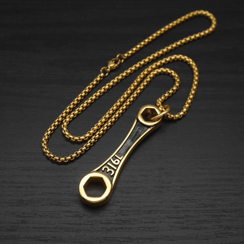 4:Gold with 60cm square pearl chain