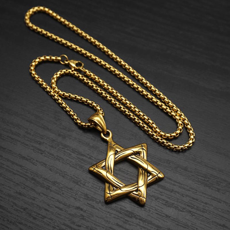 Gold with 60cm square pearl chain