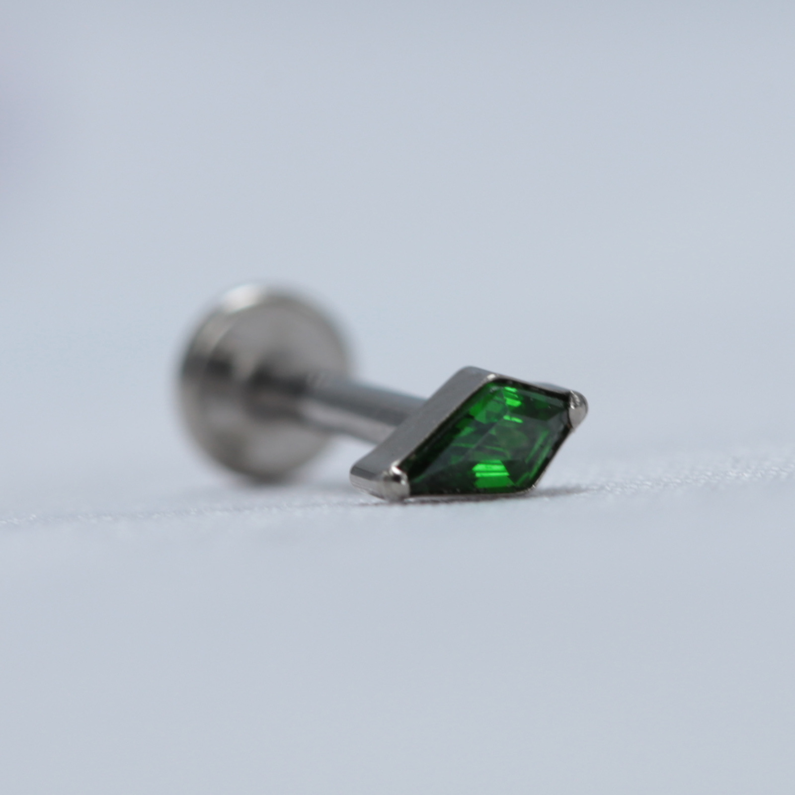 Tombstone-Green 1.2*6mm