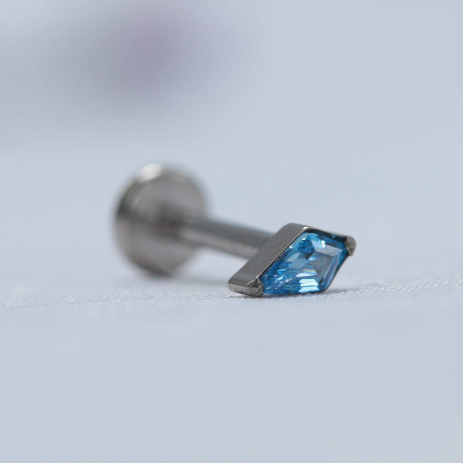 Tombstone-Blue 1.2*6mm