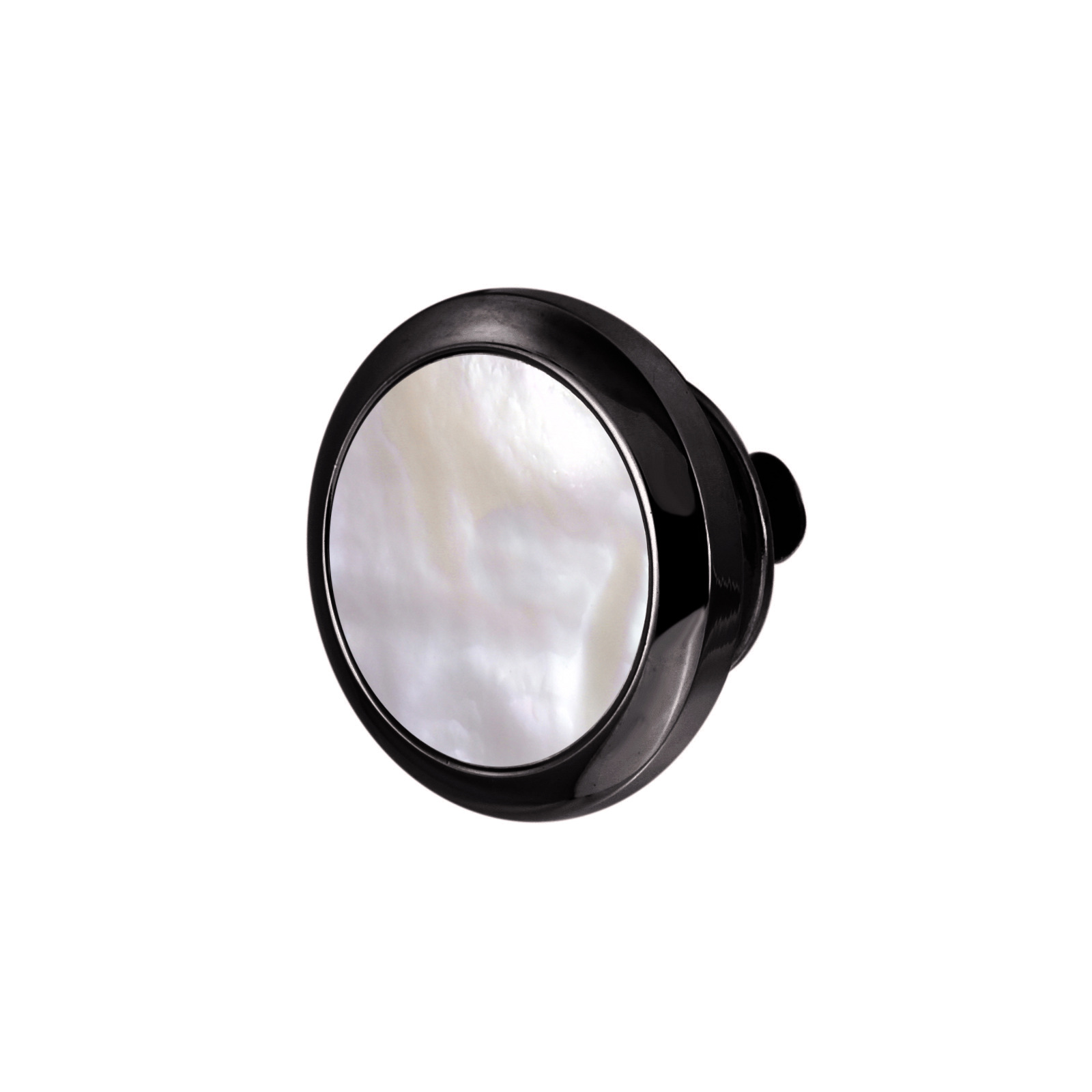 3:3Black gun pearl shell brooch