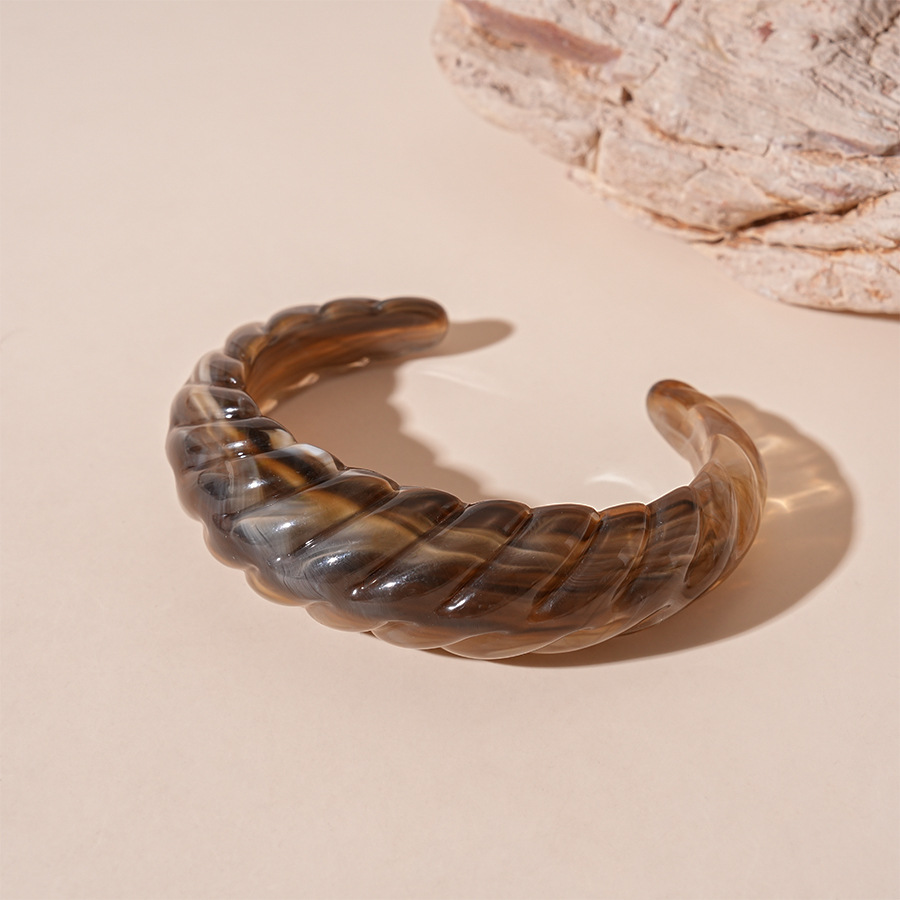 3:Gray threaded open bracelet