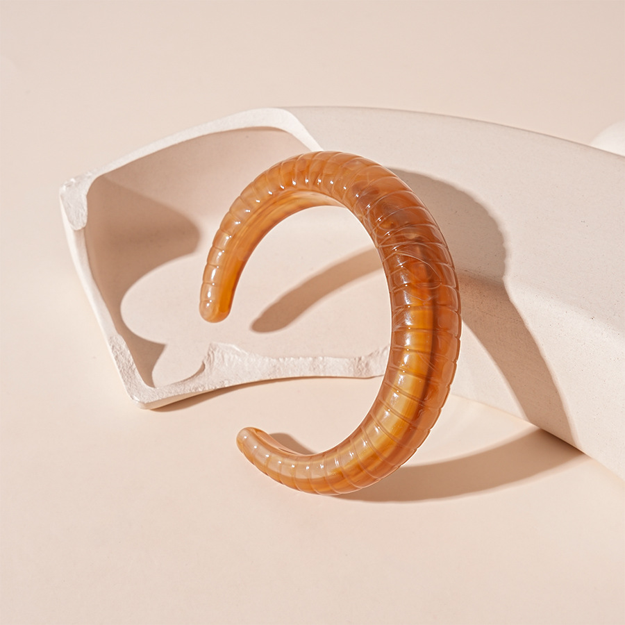 4:Dark brown textured open bracelet