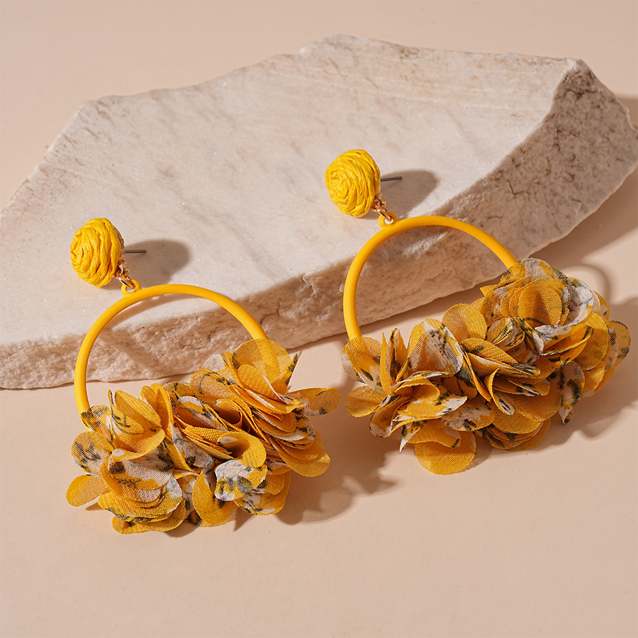 3:Steel needle-yellow flower geometric earrings