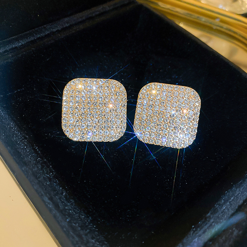 2:Silver Needle-Gold Diamond Stud Earrings