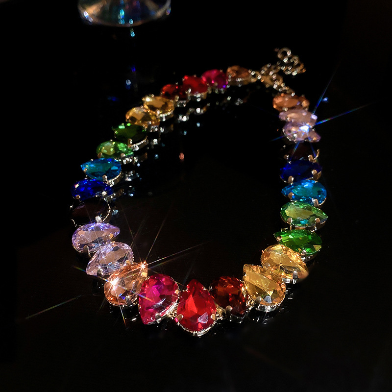 2:Color Diamond Drop Necklace