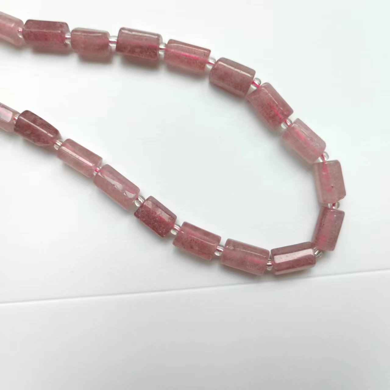 1:Strawberry crystal handmade hexagonal column