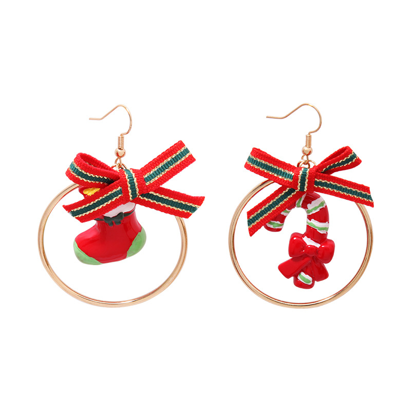 10:Bow crutch circle earrings