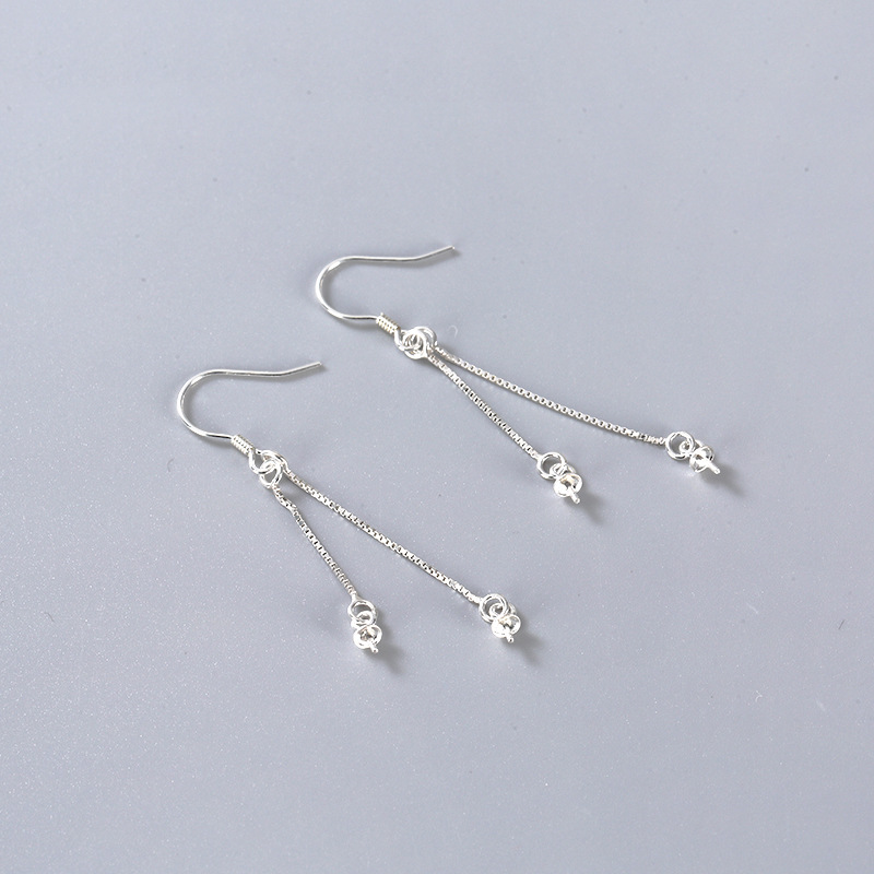 2:0.6 wire ear hook0.65 box chain * 1.5/2.5cm chain length3mm hanging tray