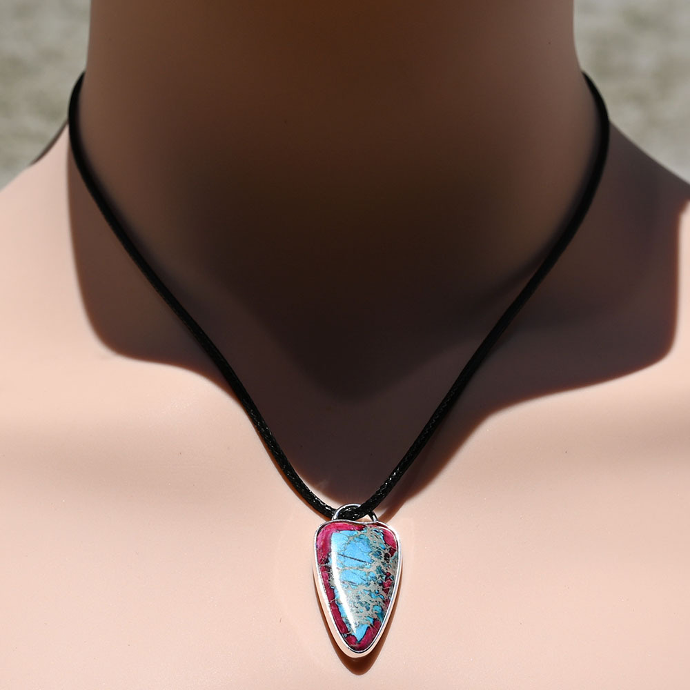 Red and blue imperial stone (silver)