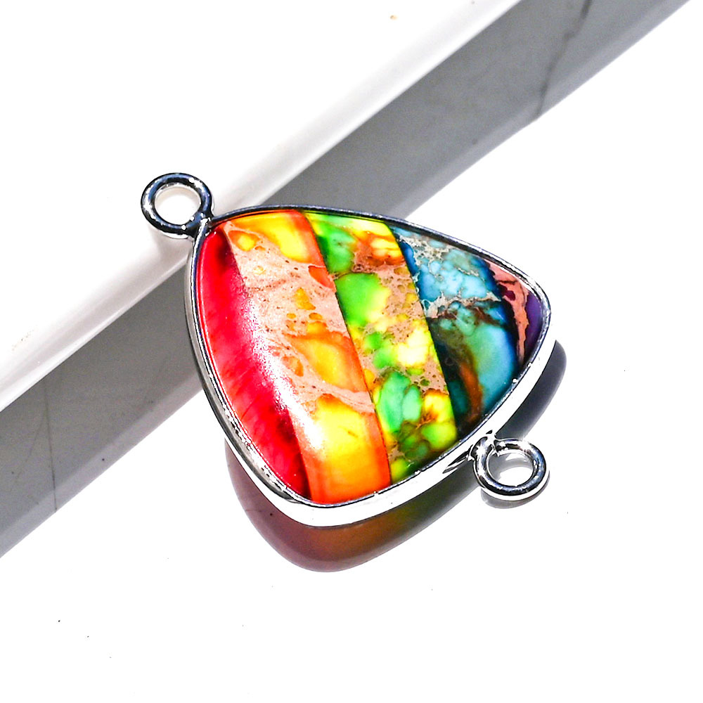 seven color triangle