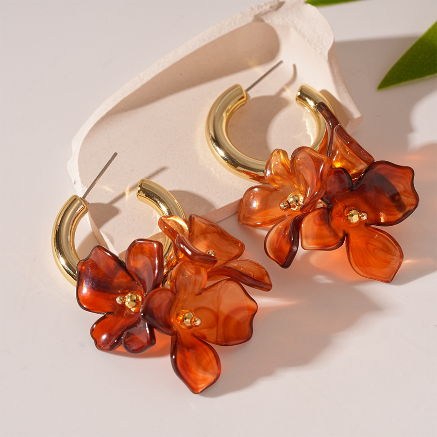 2:Silver needle-orange petal c-shaped stud earrings