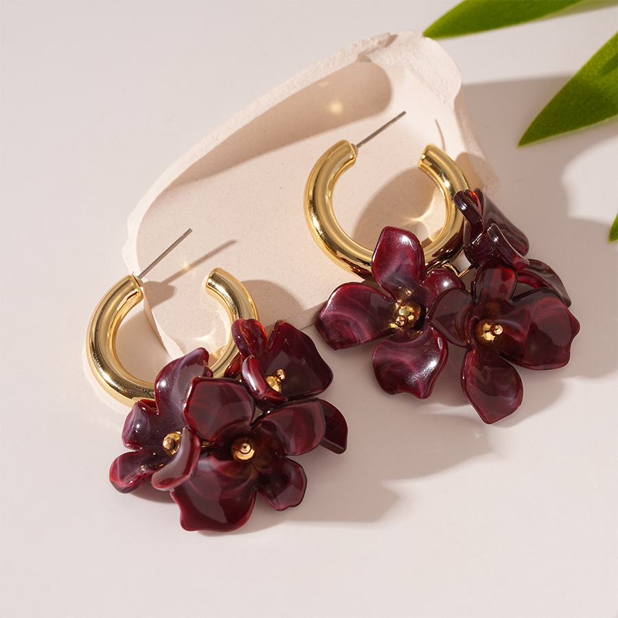 3:Silver needle-purple petal c-shaped stud earrings