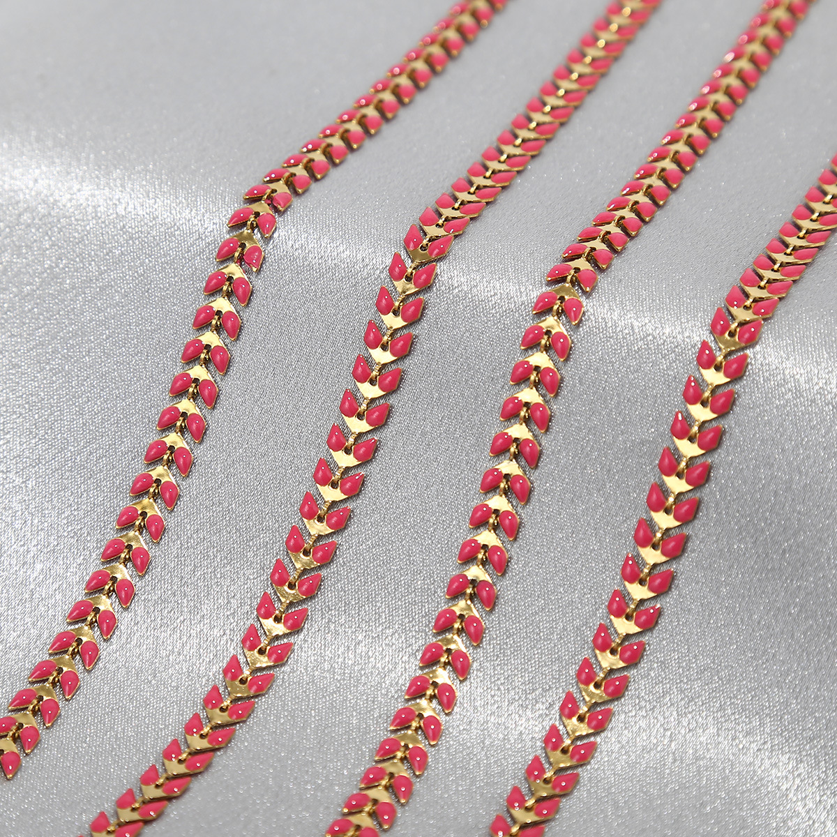 Golden chain—rose red dripping oil