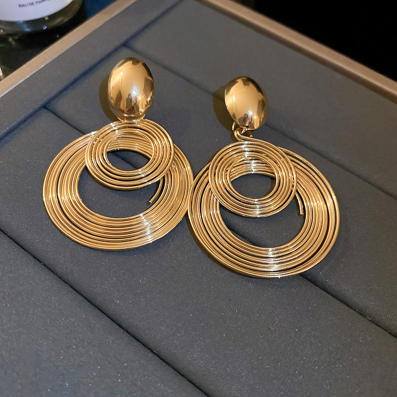1:Silver Needle-Golden Circle Earrings