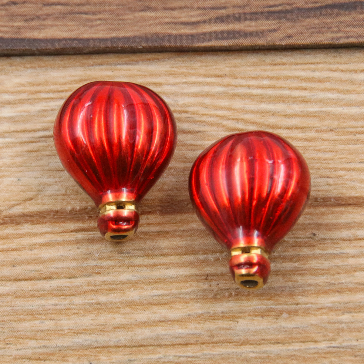 3:Balloon beads 12x16mm 4.9g