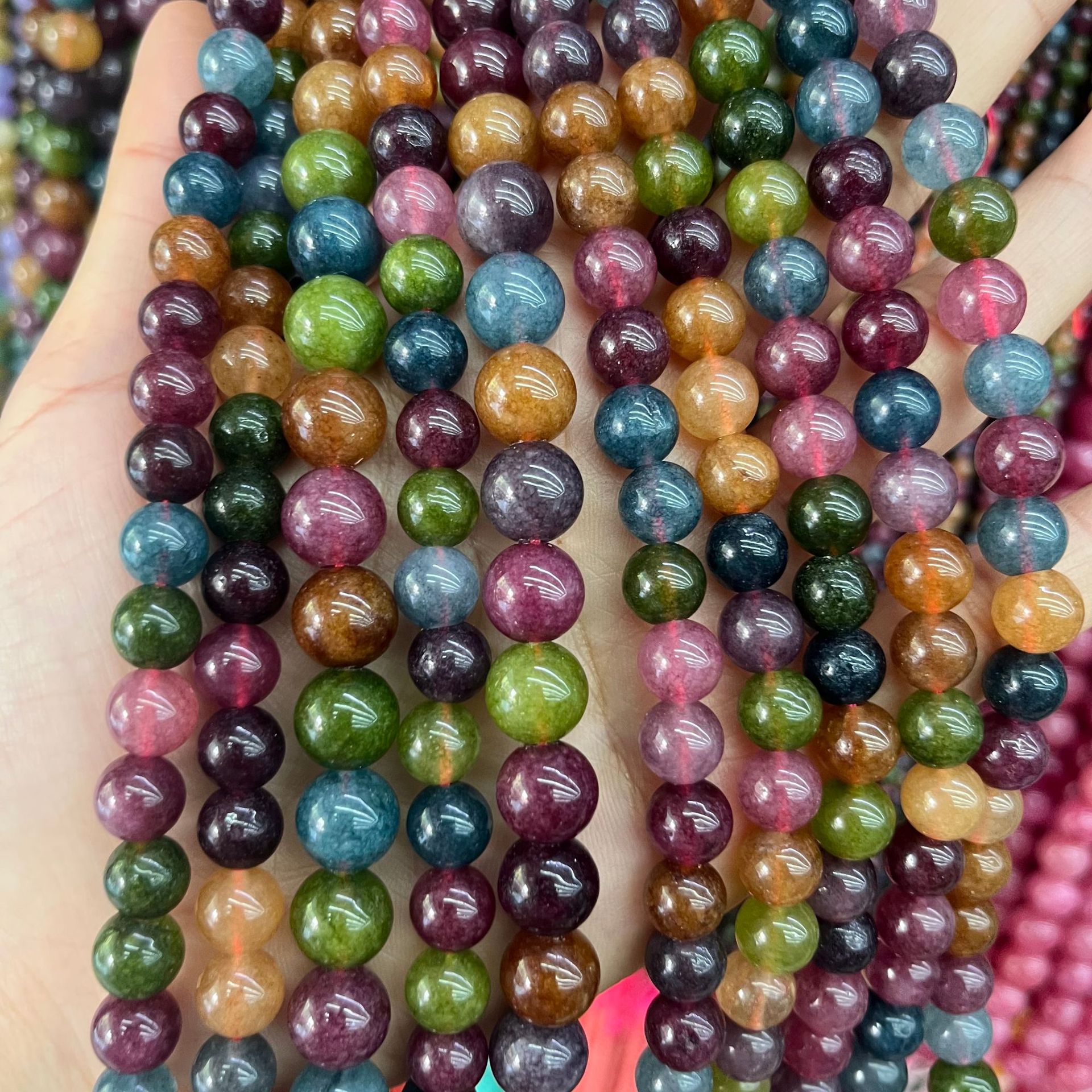 Approximately 92 round beads 4mm